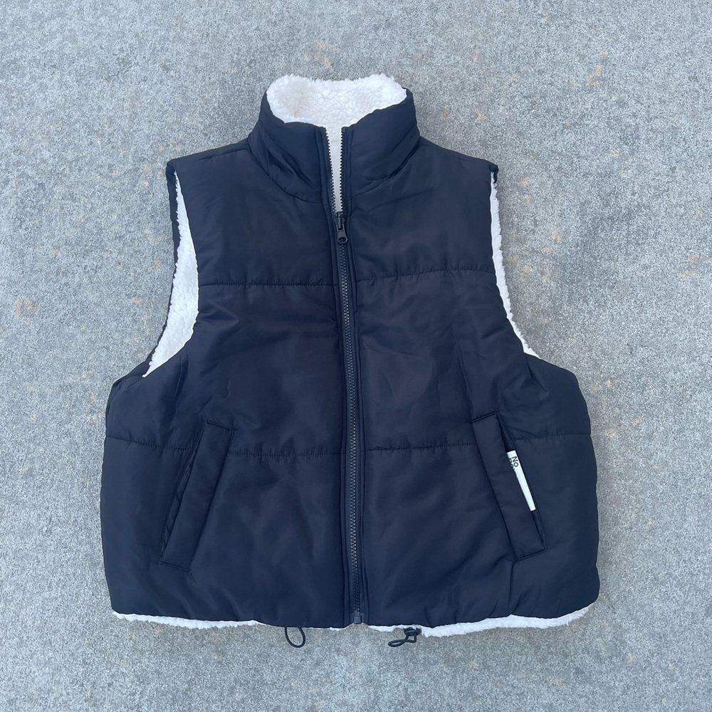Reversible Puffer Vest with White Sherpa